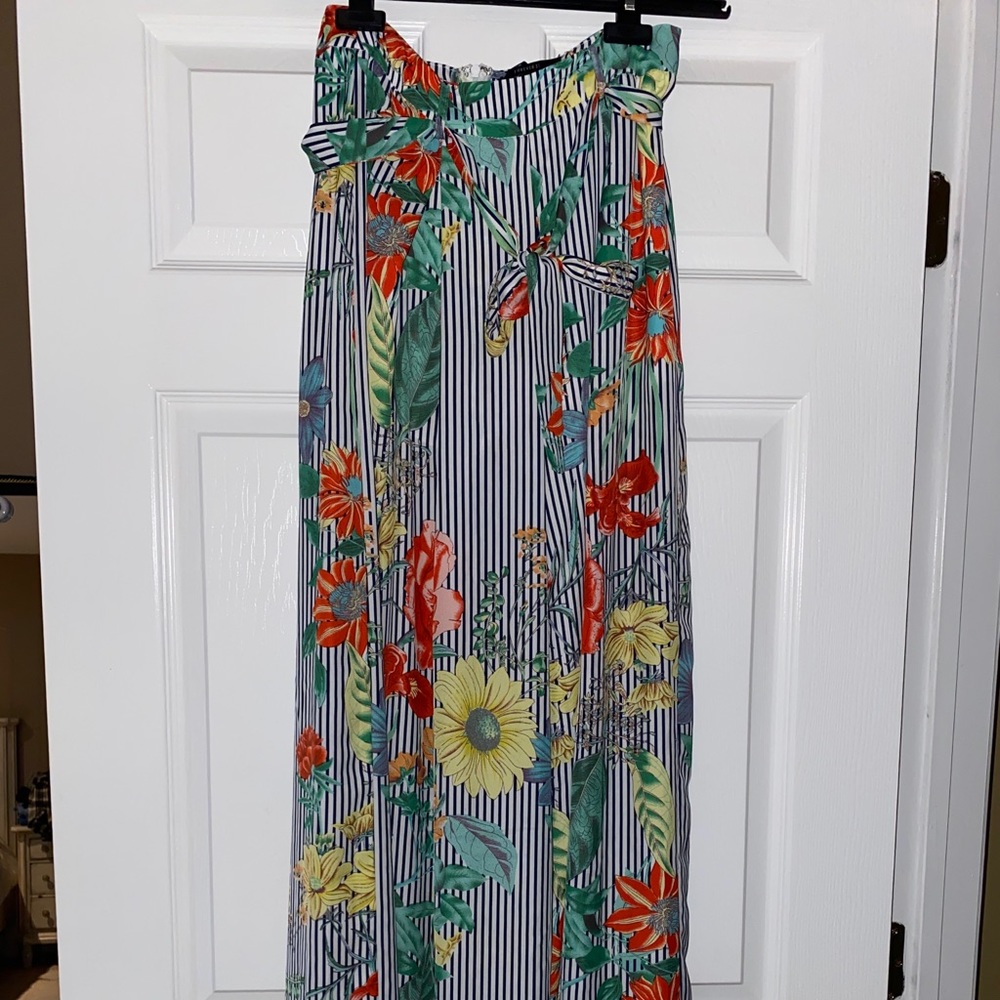 Patterned wide leg pants